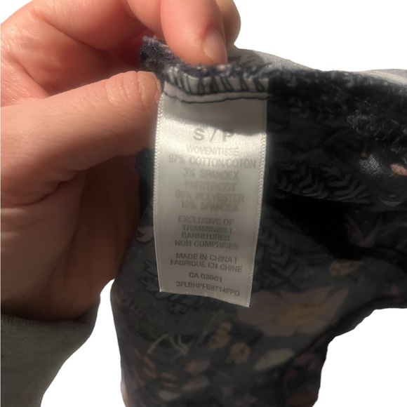 Health pro scrub top size small - Picture 3 of 3